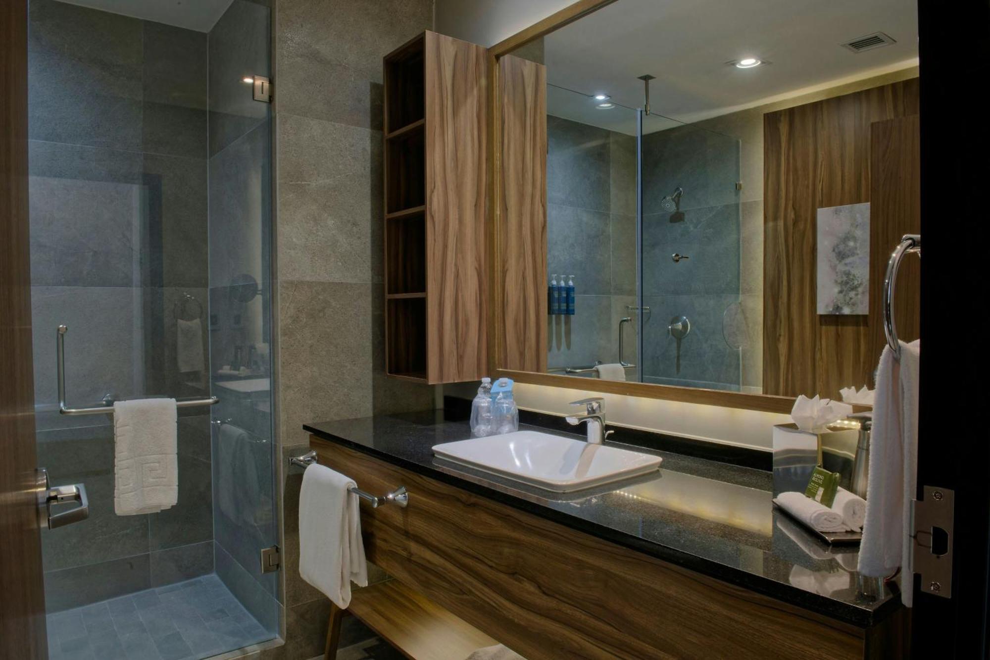 Four Points By Sheraton Distrito Uno Chihuahua Exteriör bild