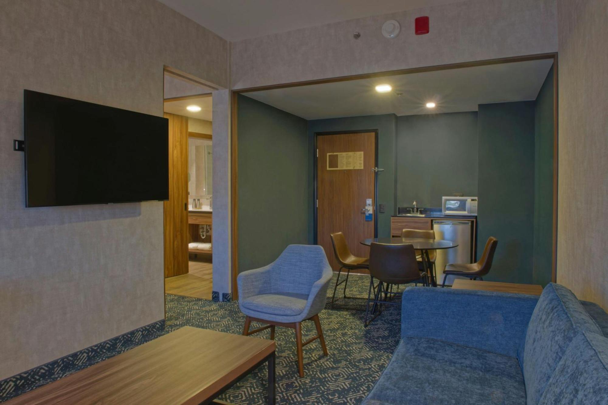 Four Points By Sheraton Distrito Uno Chihuahua Exteriör bild
